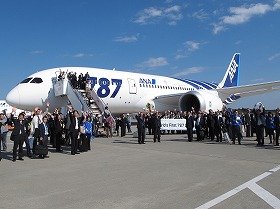 B787が初営業飛行　スイス、ベルギー、米西海岸に就航検討