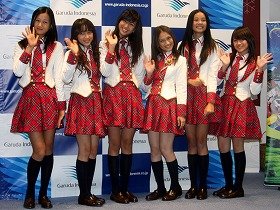 JKT48が成田でイベント　会場から「かわいい！」