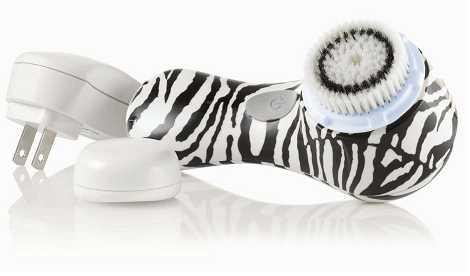 衝撃の「ゼブラ柄」、全米で話題の新洗顔スタイルとは？