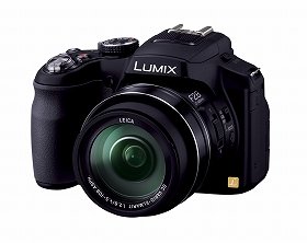 600ミリでF2.8の明るさ　デジタルカメラ「LUMIX DMC-FZ200」