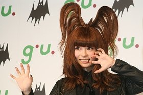 「きゃりーぱみゅぱみゅ」が「g.u.」乗っ取った！？　ファッションモンスターの正体明かす