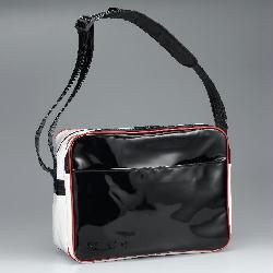 画像は誠凛高校バッグ