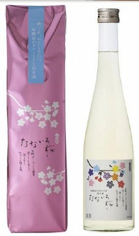 桜の酵母で造った純米酒　つまみはチョコレート？
