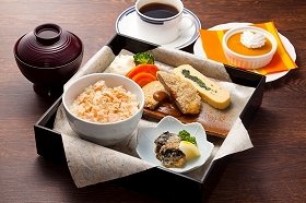猛暑で疲れた体に秋の抗疲労食材を　第一ホテル東京ラウンジ21でランチ