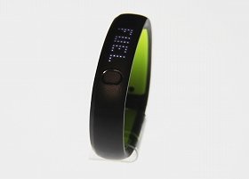 Nike+ FuelBand SE（ボルト）