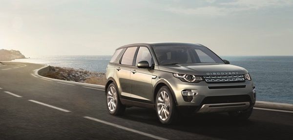 ランドローバーから新型コンパクトSUV「ディスカバリー・スポーツ」、クラス初の3列シート搭載