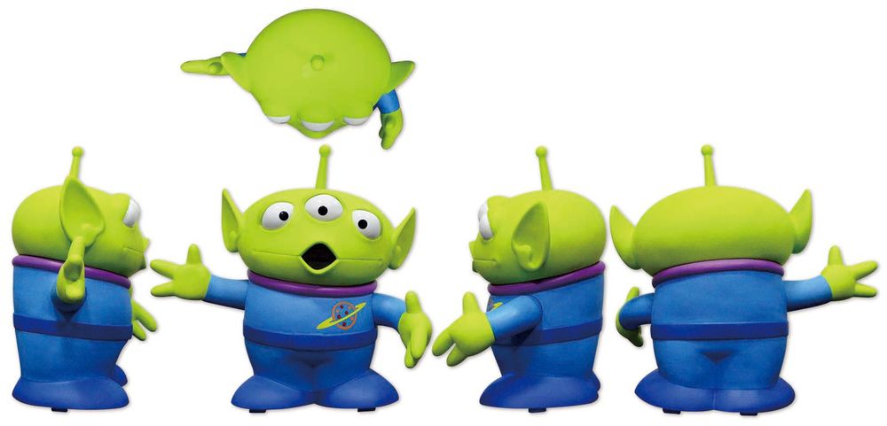 幅45センチ、高さ42センチのビッグサイズ　（C）Disney／Pixar