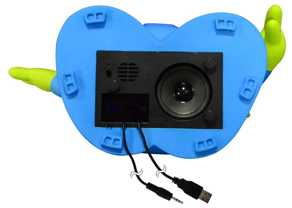 USBプラグと3.5ミリプラグ、77ミリ径スピーカーを搭載　（C）Disney／Pixar