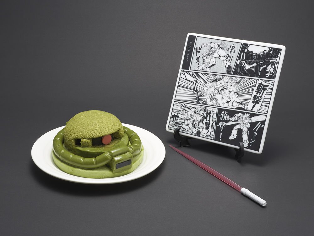 ザクの頭を再現した「量産型ザクケーキセット」、モノアイも食べられる