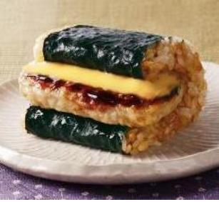 ど～ん！と大きなチーズ焼つくね