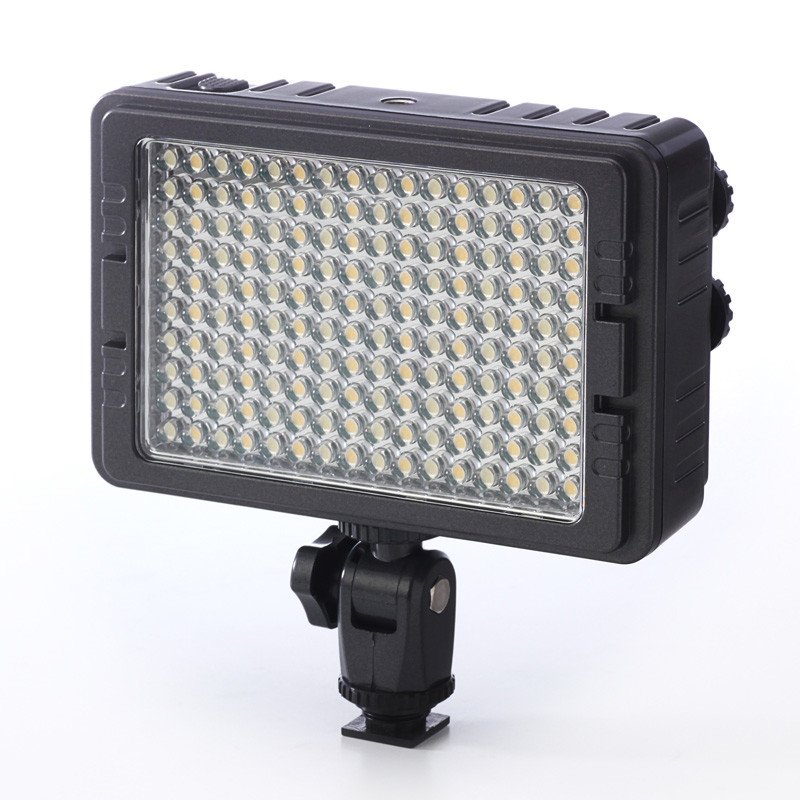 さまざまな雰囲気の写真を撮影できる常時点灯型LEDライト