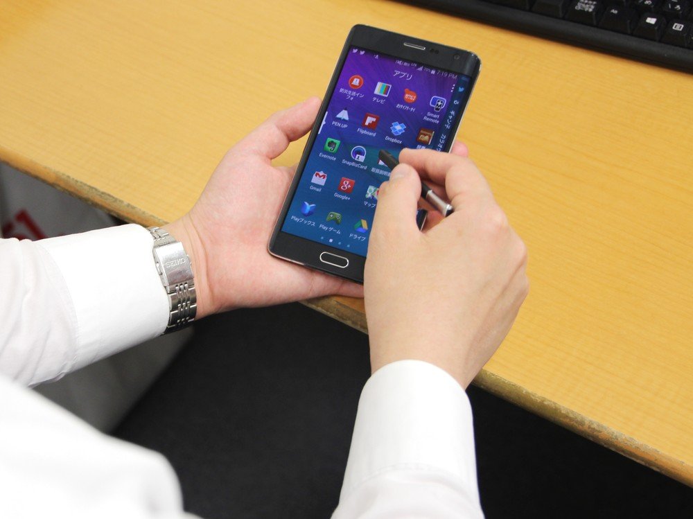「GALAXY Note Edge」の気になる実力　ビジネスで「使える」スマホだった
