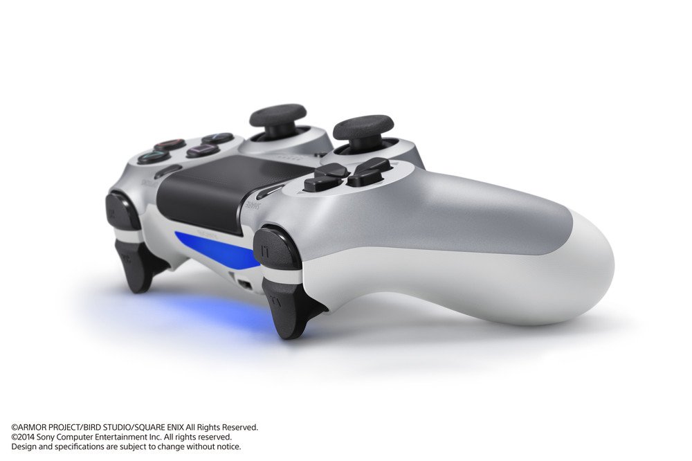 ワイヤレスで遊べる「DUALSHOCK4」