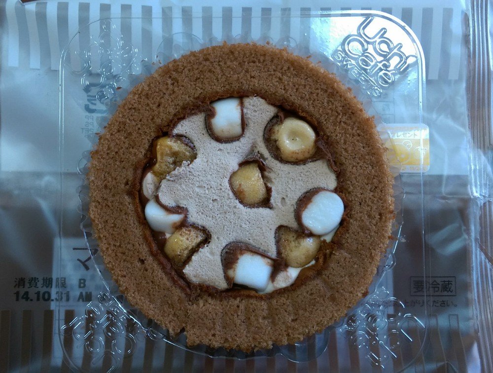 【レビューウォッチ】甘党には鉄板の組み合わせ　「チョコ×マシュマロ×スプーンで食べるロールケーキ」