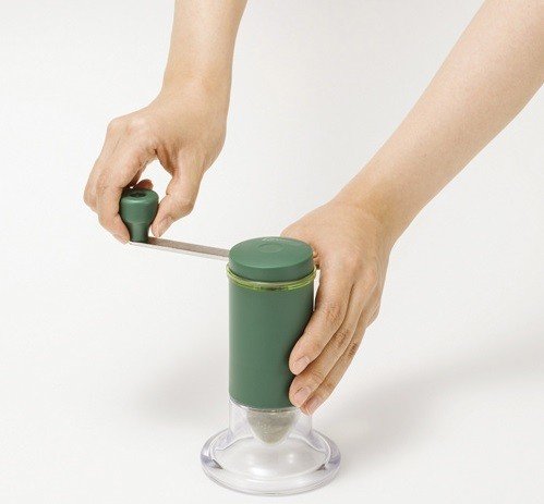 京セラから緑茶葉専用「セラミックお茶ミル」　