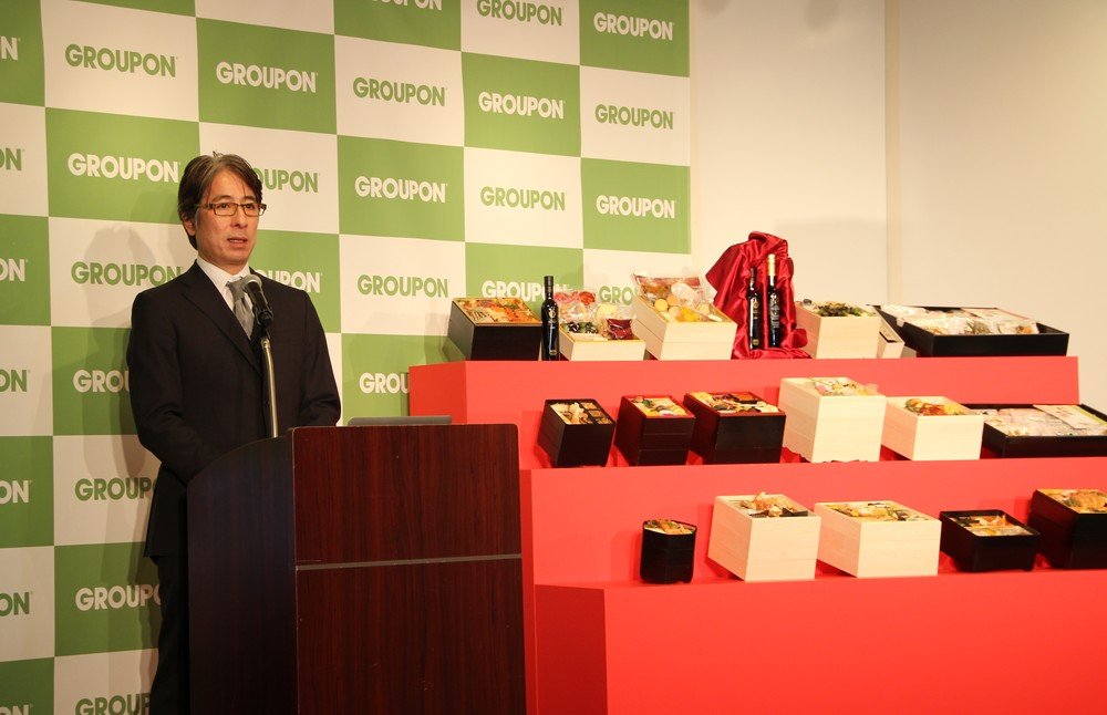 記者発表に出席した根本CEO