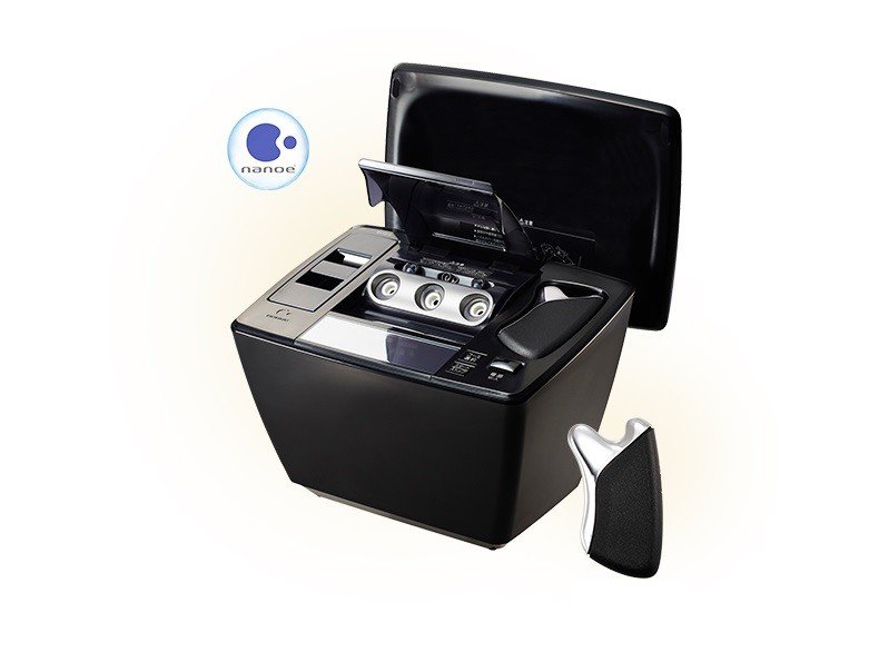 パナソニックから、未体験のハリを実現する温冷スチーマーが新登場