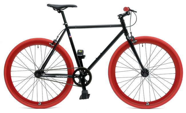 日本限定のブラックレッド