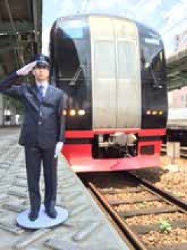 「名鉄なりきり3Dフィギュア」イメージ（高さ約20センチ）