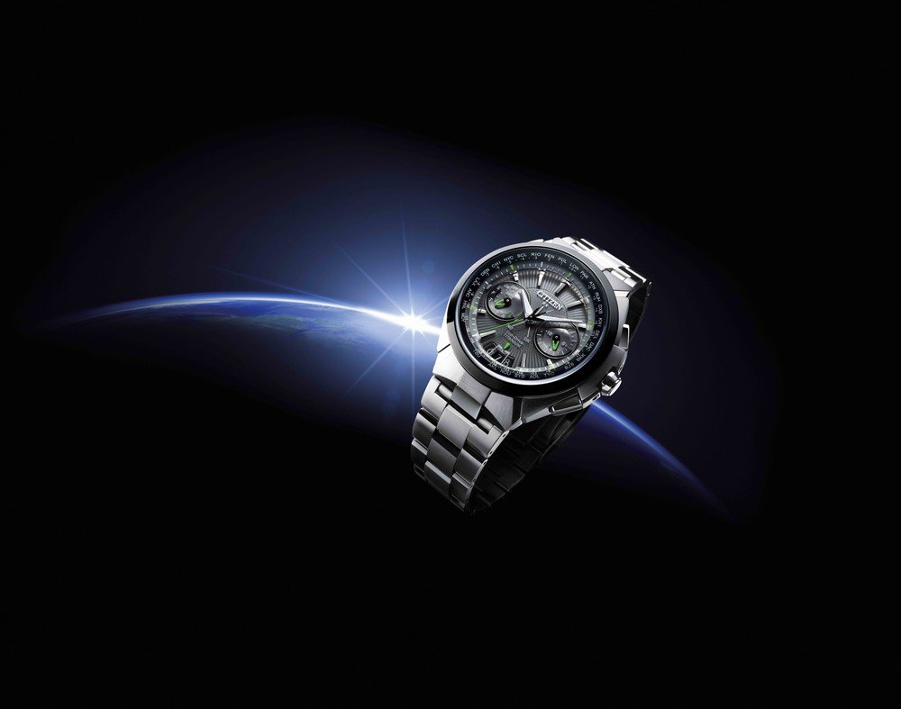 「サテライト ウエーブ」衛星電波時計で当たる　「進化し続ける大人の愛用品」