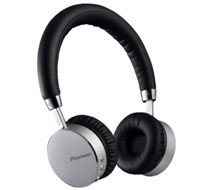 かざすだけで簡単接続　パイオニアからNFC搭載ステレオヘッドホン