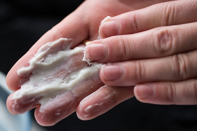 角質を洗い流す