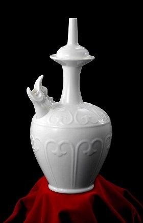 「これはいいものだ」　「ガンダム」マ・クベの壺とザビ家のティーカップが発売決定、お値段は…