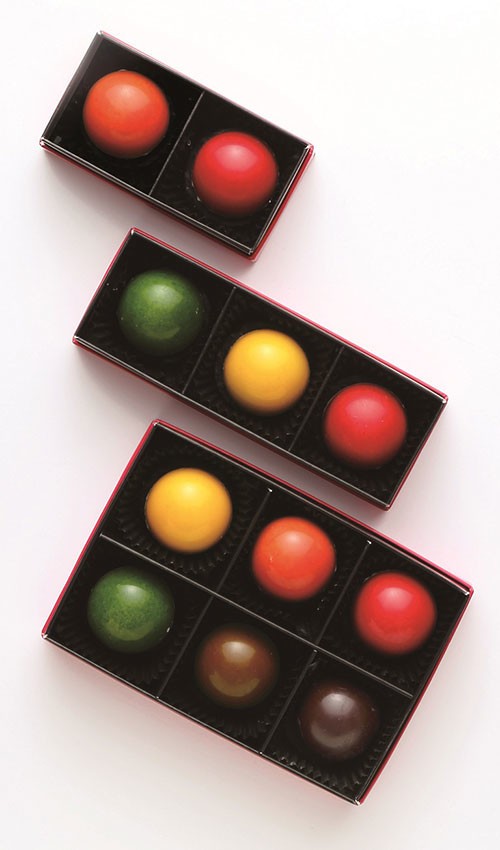 フォション、目にも楽しいカラフルな生チョコレート「ボンボンショコラコロレ」をバレンタイン限定発売