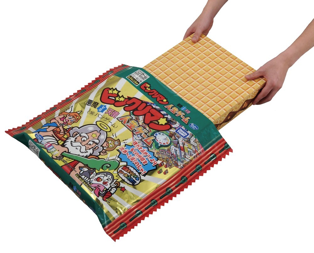 「ビックリマンチョコ」のウエハースにそっくり