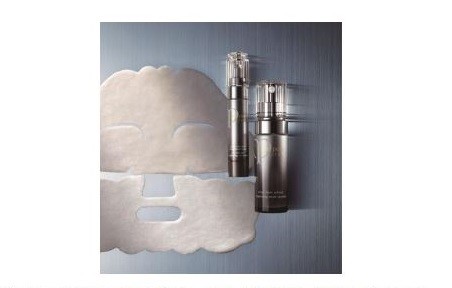 資生堂「クレ・ド・ポーボーテ」からシート状美白マスクなど2品発売