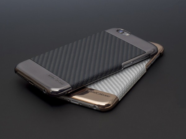 「monCarbon Curve iPhone 6 Case」メッキフレームと強化繊維でスマホの背面を守る