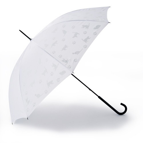 雨の時はもちろん、晴れでも使って楽しめる　ネコの色が変わる傘