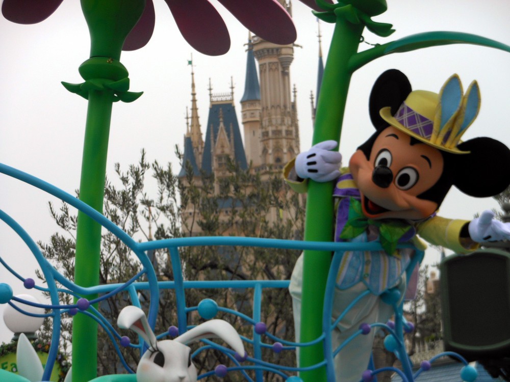 「ヒッピティ・ホッピティ・スプリングタイム」のミッキー