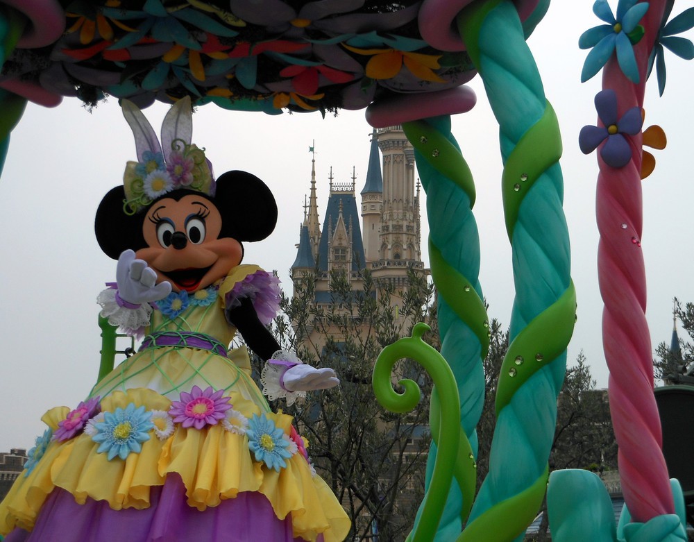 ヘンテコ楽しいディズニーのイースター　初めて2パーク同時開催