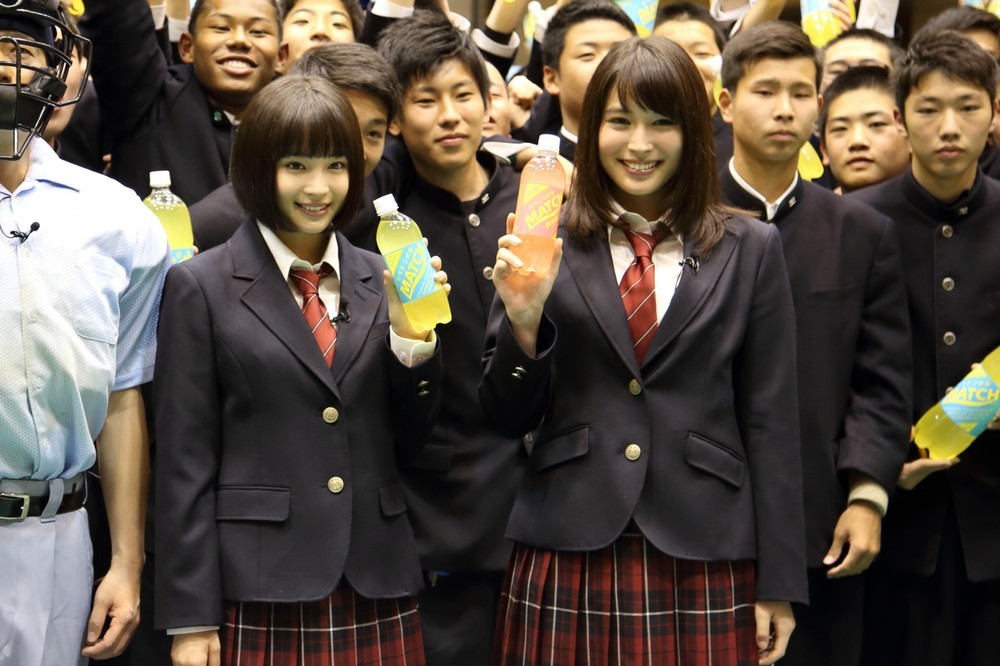 広瀬姉妹の登場に高校生は大喜びだった