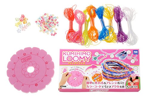 日本古来の伝統工芸「組紐」をアレンジ、アクセが簡単につくれる　「KUMIHIMO LOOMY」