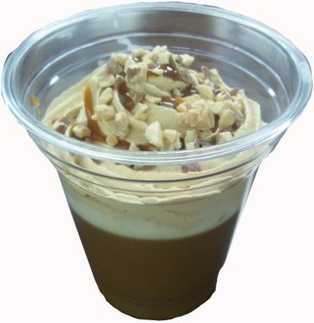 「カフェラテ＆キャラメルクリーム」と「ストロベリーラテ」　「FAMIMA　CAFE」から人気のデザート飲料