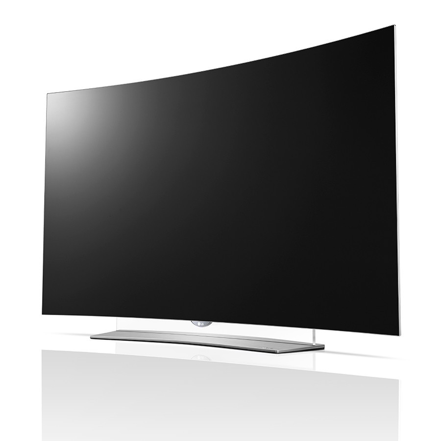 深い没入感得られる曲面ディスプレイ搭載　55V型有機EL「LG OLED TV」