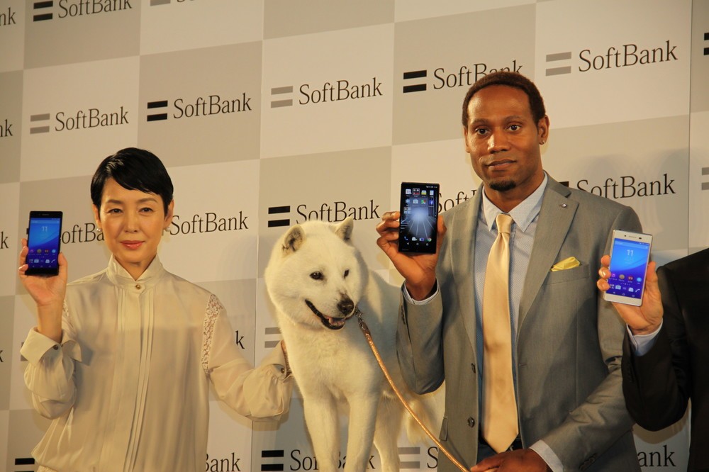 樋口可南子さん、お父さん、ダンテ・カーヴァーさんの3ショット