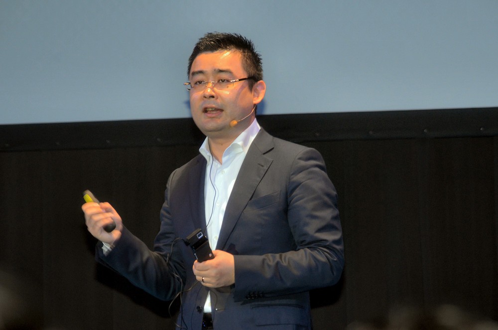 「honor6 Plus」発売について話す呉氏