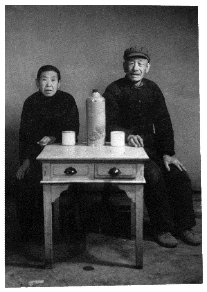 養母・孫振琴と２番目の養父・李希文（1970年ごろ）