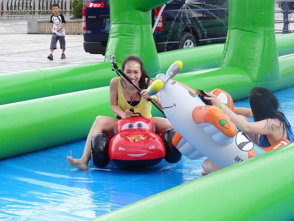 とにかく自分達の滑走する勇士をセルフィー