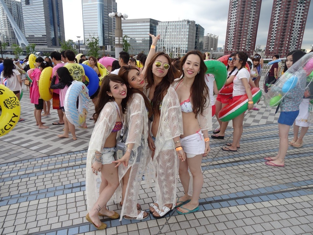 おそろコーデや仮装など一工夫加えるとより思い出深い時間に