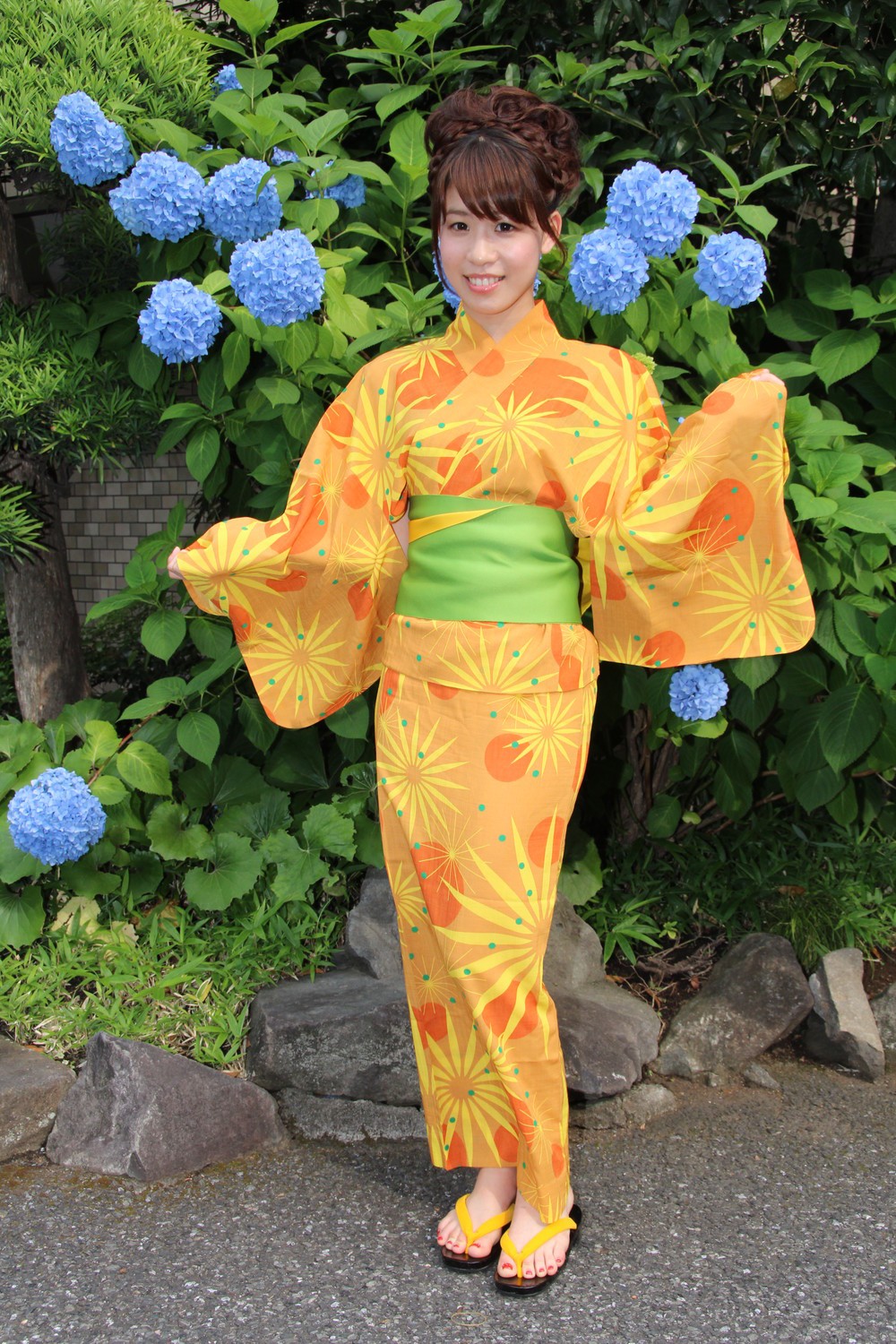 毎回新鮮なステージをお届けしますという関根綾伽さん