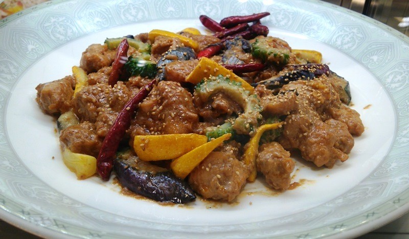 鶏肉と夏野菜の怪味ソース