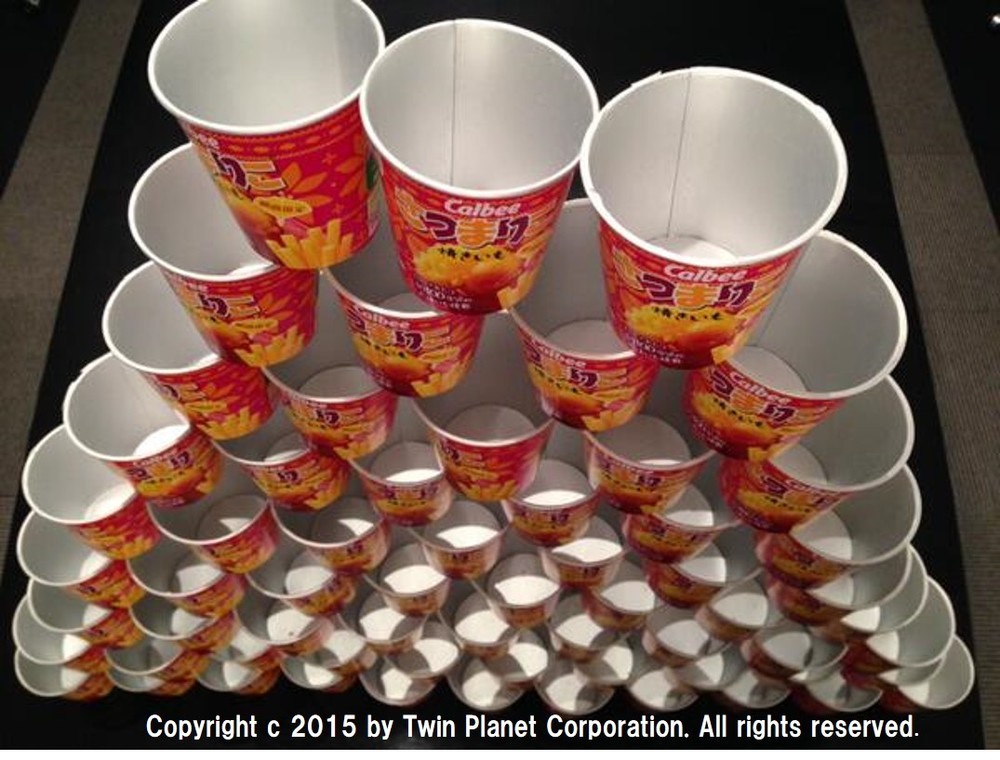 こちら「さつまりこ」のピラミッド。次は、タピオカりこ？　焼肉りこ？