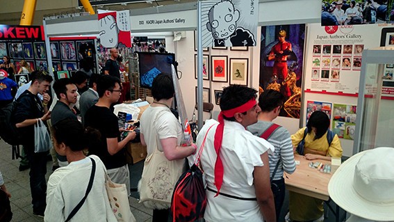 小松さんのサイン会の様子