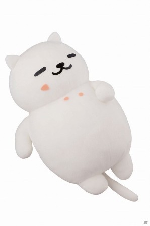 ゴハンを食べたあとのお馴染みポーズをした「まんぞくさん」のぬいぐるみ