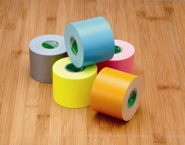 ニチバン、コンパクトサイズでカラフルな「布粘着テープ　コンパル」を発売　レジャー、防災の常備品に