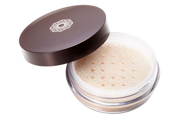 新日本製薬、自然なツヤ肌を持続させる「パーフェクトワン　SPフェイスパウダー」を発売